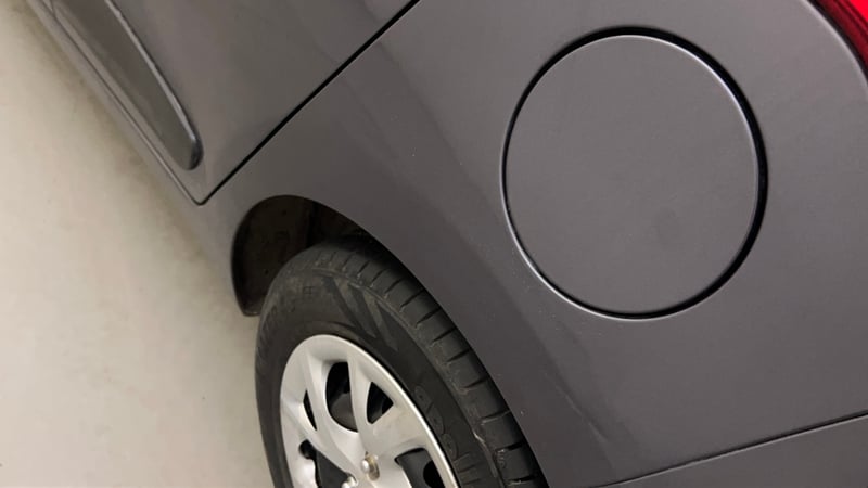 Used 2017 Hyundai Grand i10 Sportz 1.2 Kappa VTVT Petrol Manual dents MINOR DENT