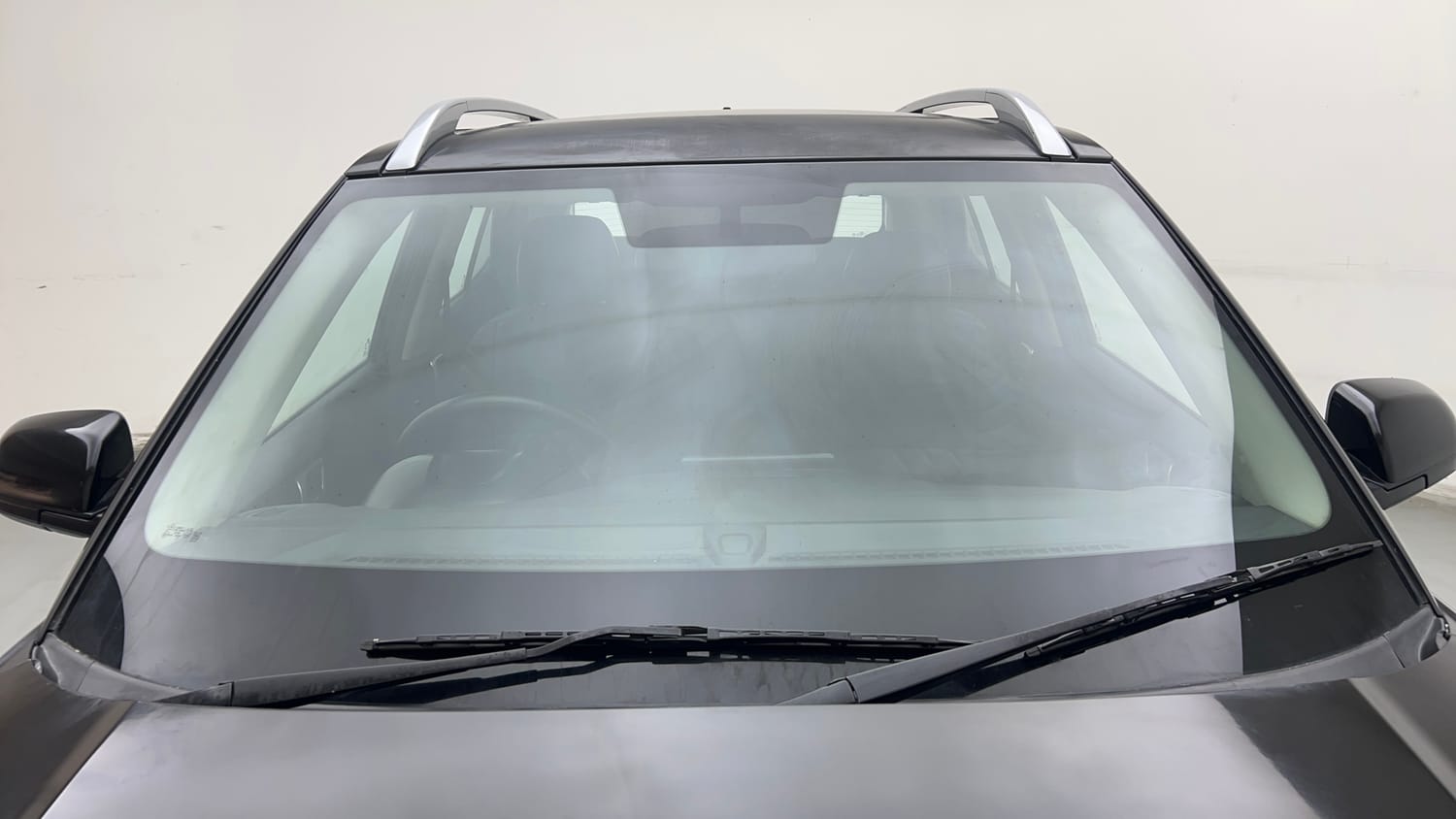 Used 2022 Hyundai Venue SX 1.2 Petrol Petrol Manual exterior FRONT WINDSHIELD VIEW