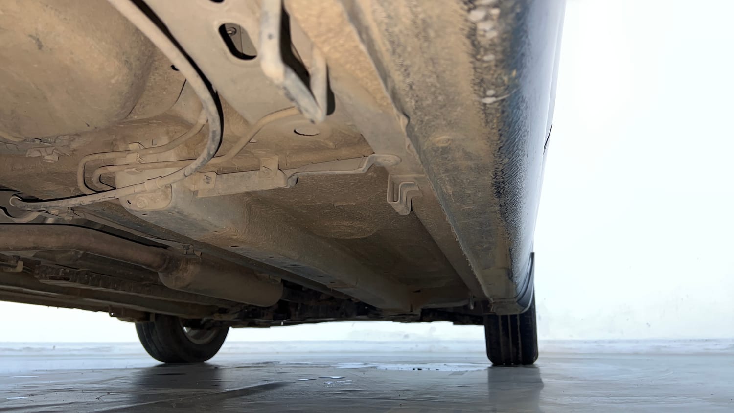 Used 2022 Maruti Suzuki Ciaz Zeta 1.5 Petrol Manual extra REAR RIGHT UNDERBODY VIEW