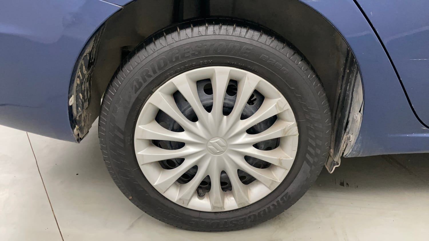 Used 2018 Maruti Suzuki Ciaz Sigma 1.4 MT Petrol Manual tyres RIGHT REAR TYRE RIM VIEW