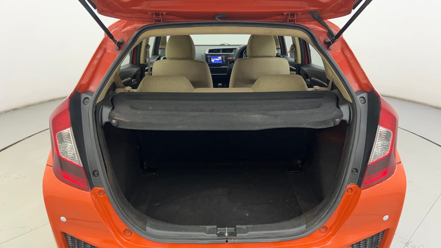 Used 2015 Honda Jazz V Petrol Petrol Manual interior DICKY INSIDE VIEW