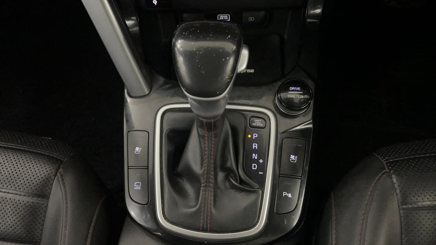 Used 2020 Kia Seltos GTX Plus AT 1.5 Diesel Diesel Automatic interior GEAR  KNOB VIEW