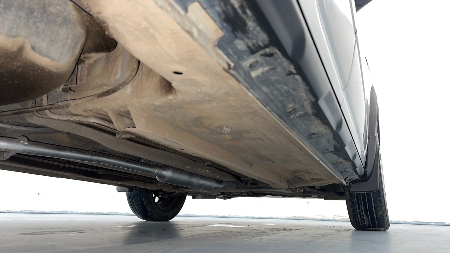 Used 2021 Renault Kiger RXT MT Petrol Manual extra REAR RIGHT UNDERBODY VIEW