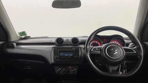 Used 2018 Maruti Suzuki Swift VXi Petrol Manual interior DASHBOARD VIEW