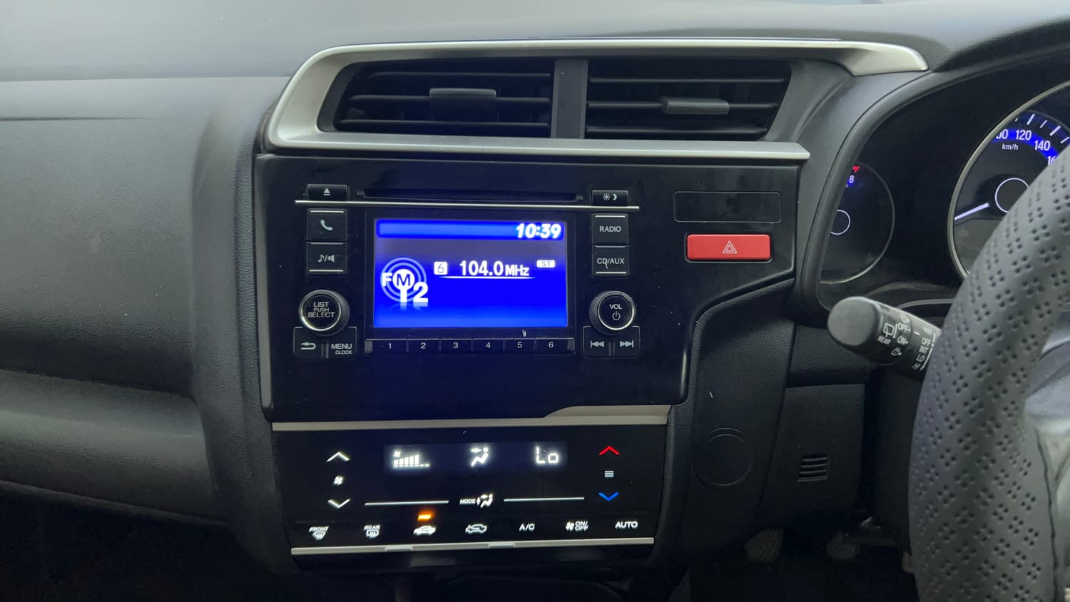 Used 2015 Honda Jazz V Petrol Petrol Manual interior MUSIC SYSTEM & AC CONTROL VIEW