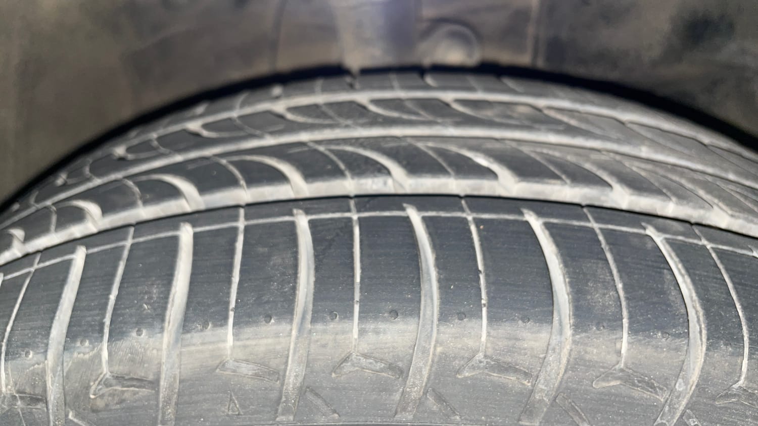 Used 2023 Honda Amaze VX 1.2 Petrol CVT Petrol Automatic tyres RIGHT FRONT TYRE TREAD VIEW