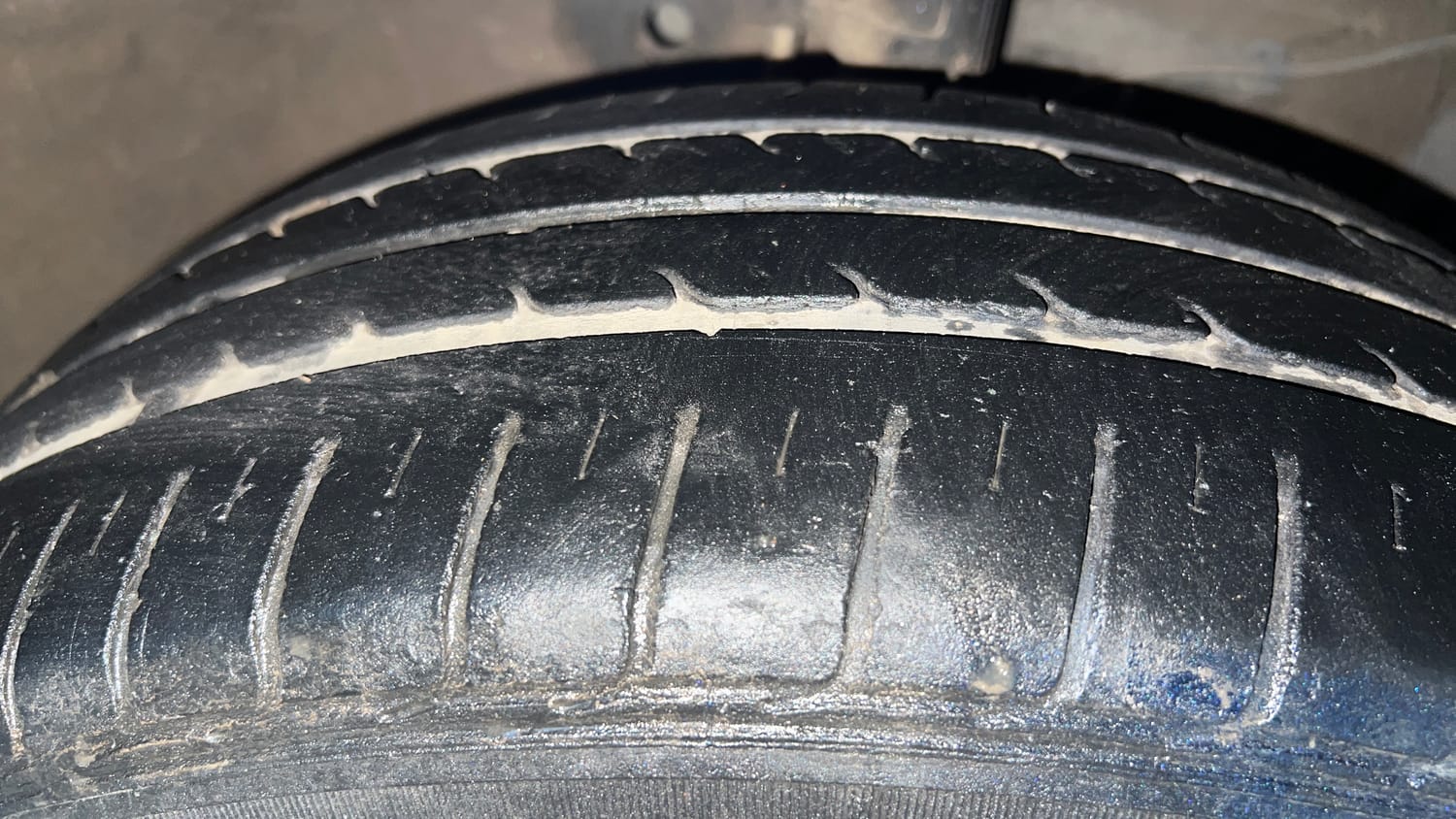 Used 2022 Maruti Suzuki Ciaz Zeta 1.5 Petrol Manual tyres RIGHT FRONT TYRE TREAD VIEW