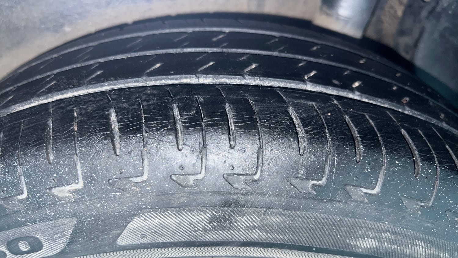 Used 2017 Maruti Suzuki Ignis Delta 1.2 MT Petrol Manual tyres LEFT REAR TYRE TREAD VIEW