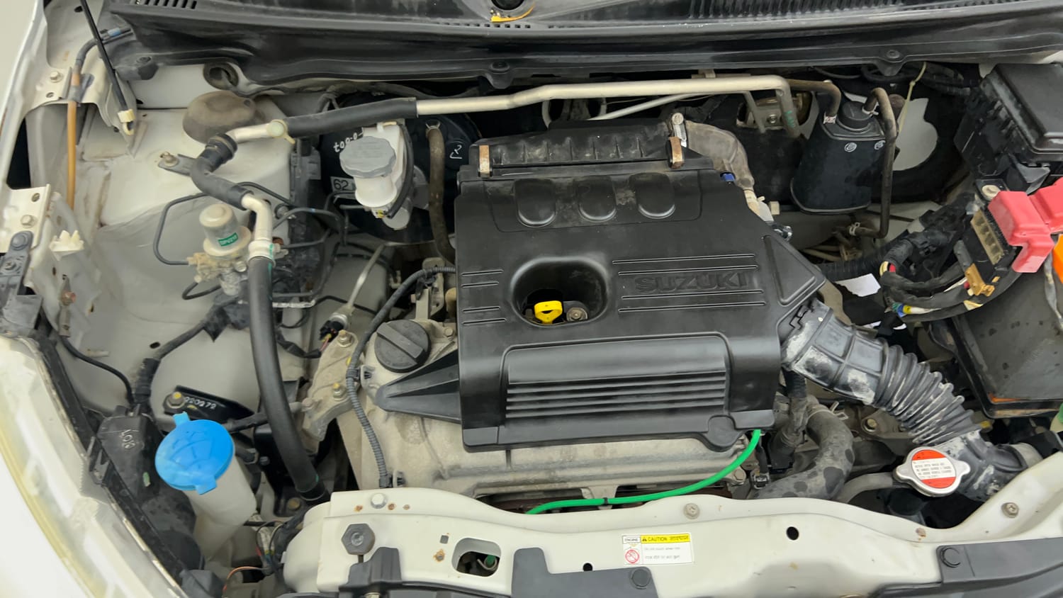 Used 2017 Maruti Suzuki Celerio ZXi Petrol Manual engine ENGINE RIGHT SIDE VIEW