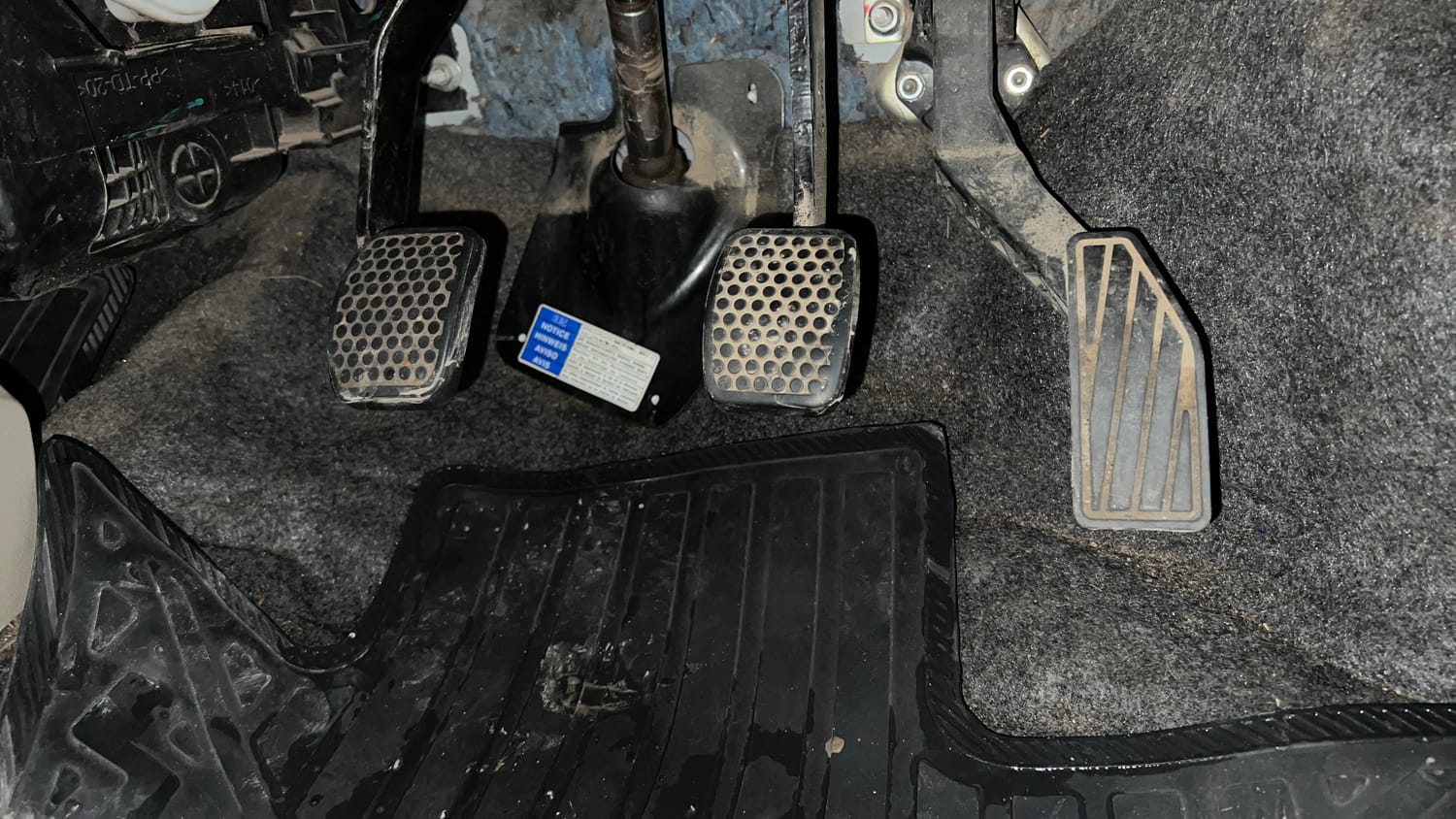 Used 2021 Maruti Suzuki Alto 800 VXi Petrol Manual interior PEDALS VIEW