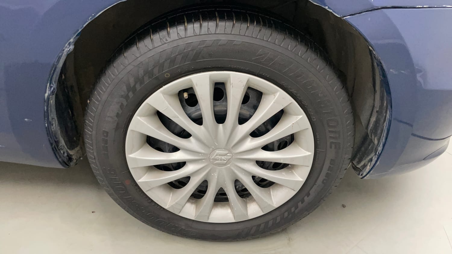Used 2018 Maruti Suzuki Ciaz Sigma 1.4 MT Petrol Manual tyres RIGHT FRONT TYRE RIM VIEW