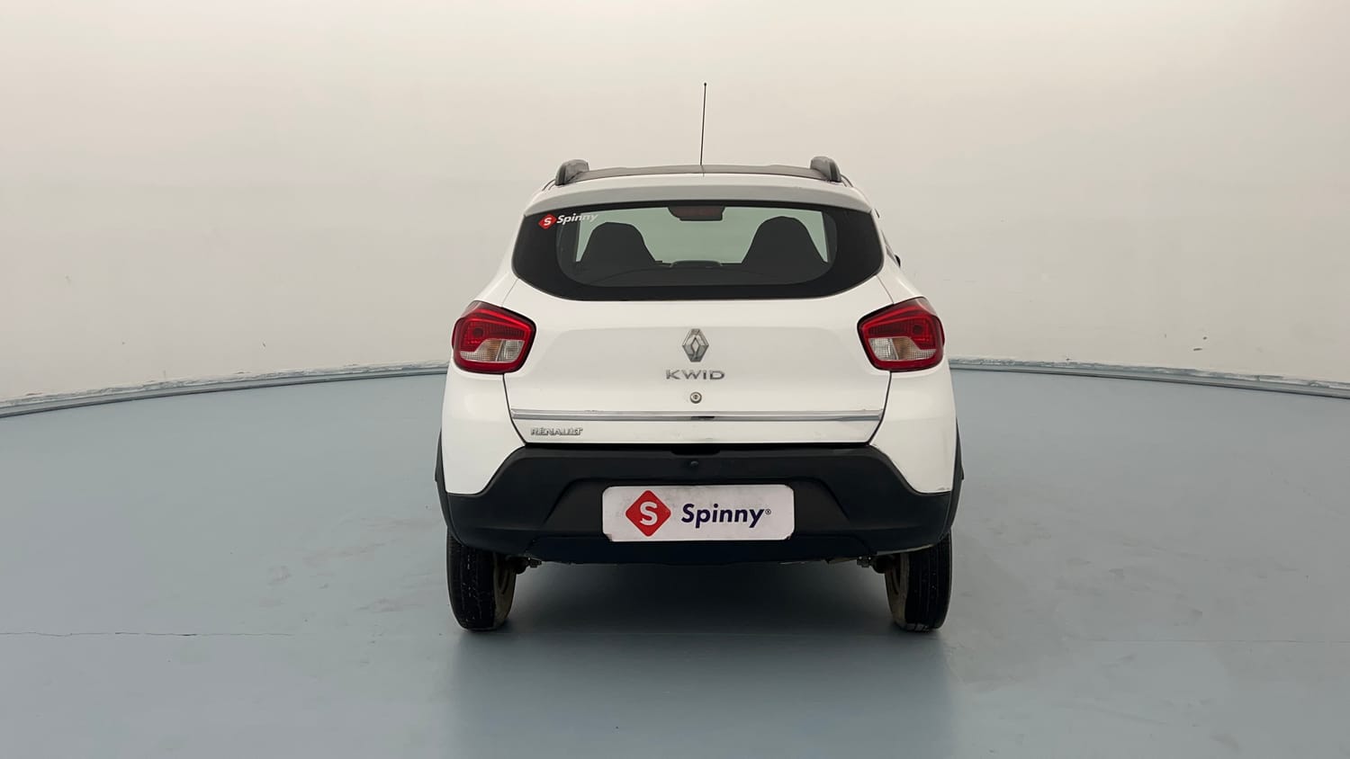 Used 2017 Renault Kwid 1.0 RXT Petrol Manual exterior BACK VIEW