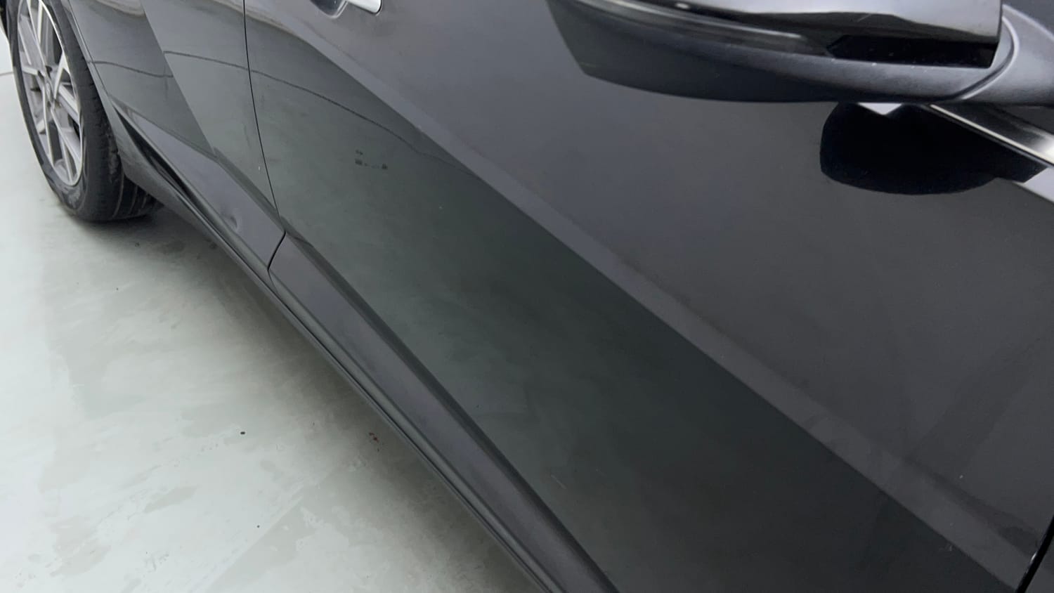 Used 2024 Hyundai Verna SX (O)1.5 Petrol MT Petrol Manual dents MINOR SCRATCH