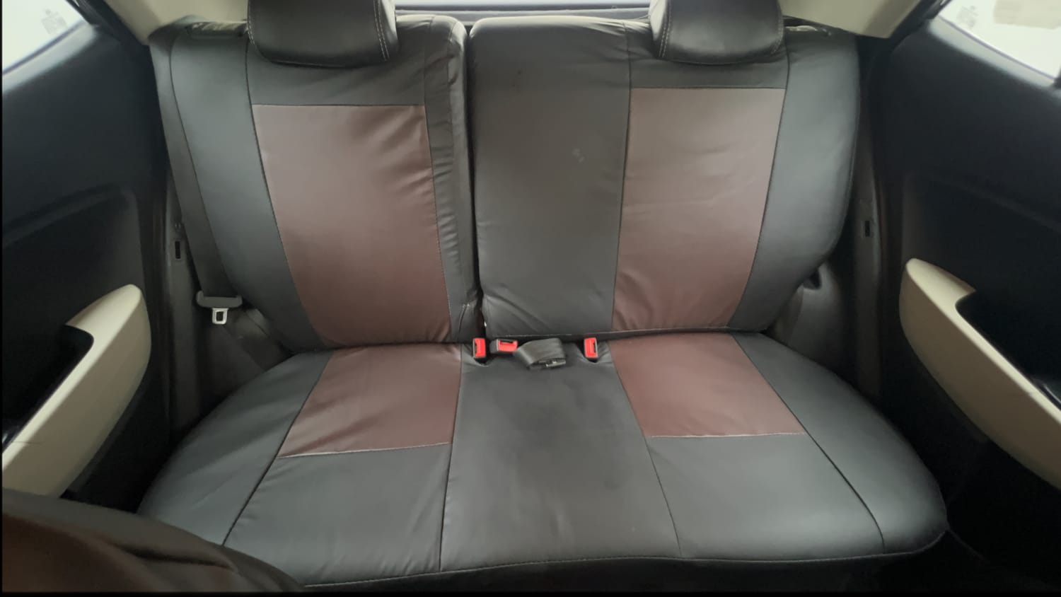 Used 2022 Hyundai Venue SX 1.2 Petrol Petrol Manual interior REAR SEAT CONDITION VIEW