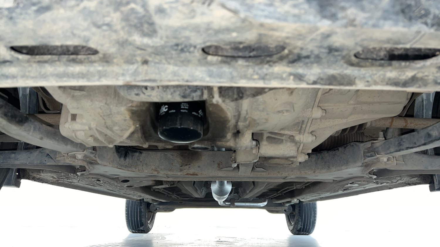 Used 2021 Renault Kiger RXT MT Petrol Manual extra FRONT LEFT UNDERBODY VIEW