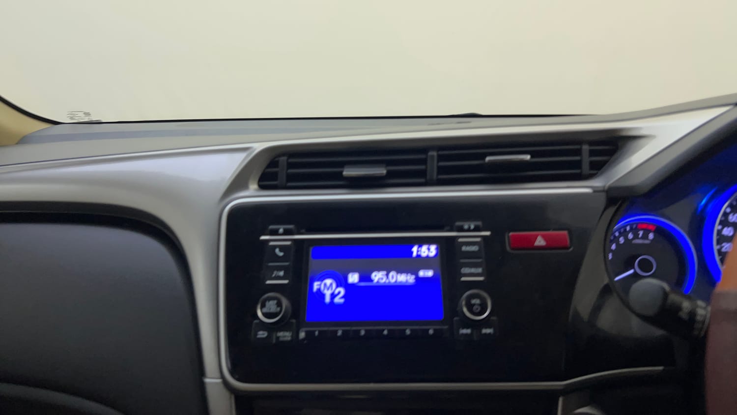Used 2015 Honda City VX CVT Petrol Automatic top_features Integrated (in-dash) music system