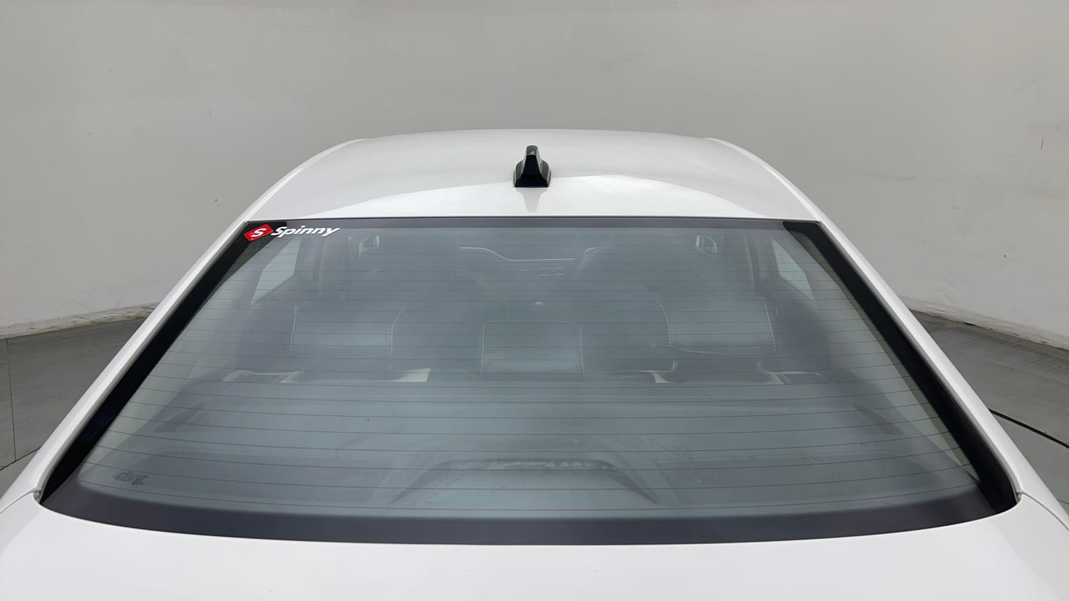 Used 2024 Volkswagen Virtus Highline 1.0 TSI MT Petrol Manual exterior BACK WINDSHIELD VIEW