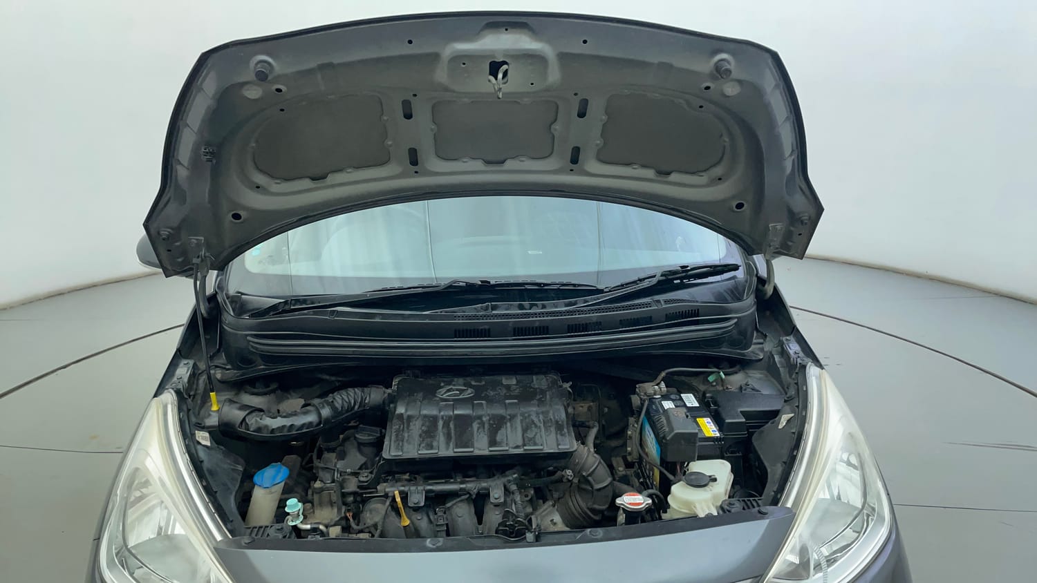 Used 2017 Hyundai Grand i10 Sportz (O) AT 1.2 Kappa VTVT Petrol Automatic engine ENGINE & BONNET OPEN FRONT VIEW