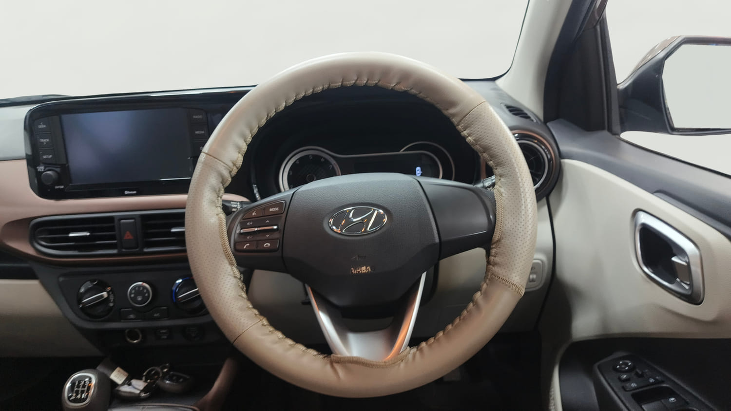 Used 2022 Hyundai Aura SX 1.2 Petrol Petrol Manual interior STEERING VIEW