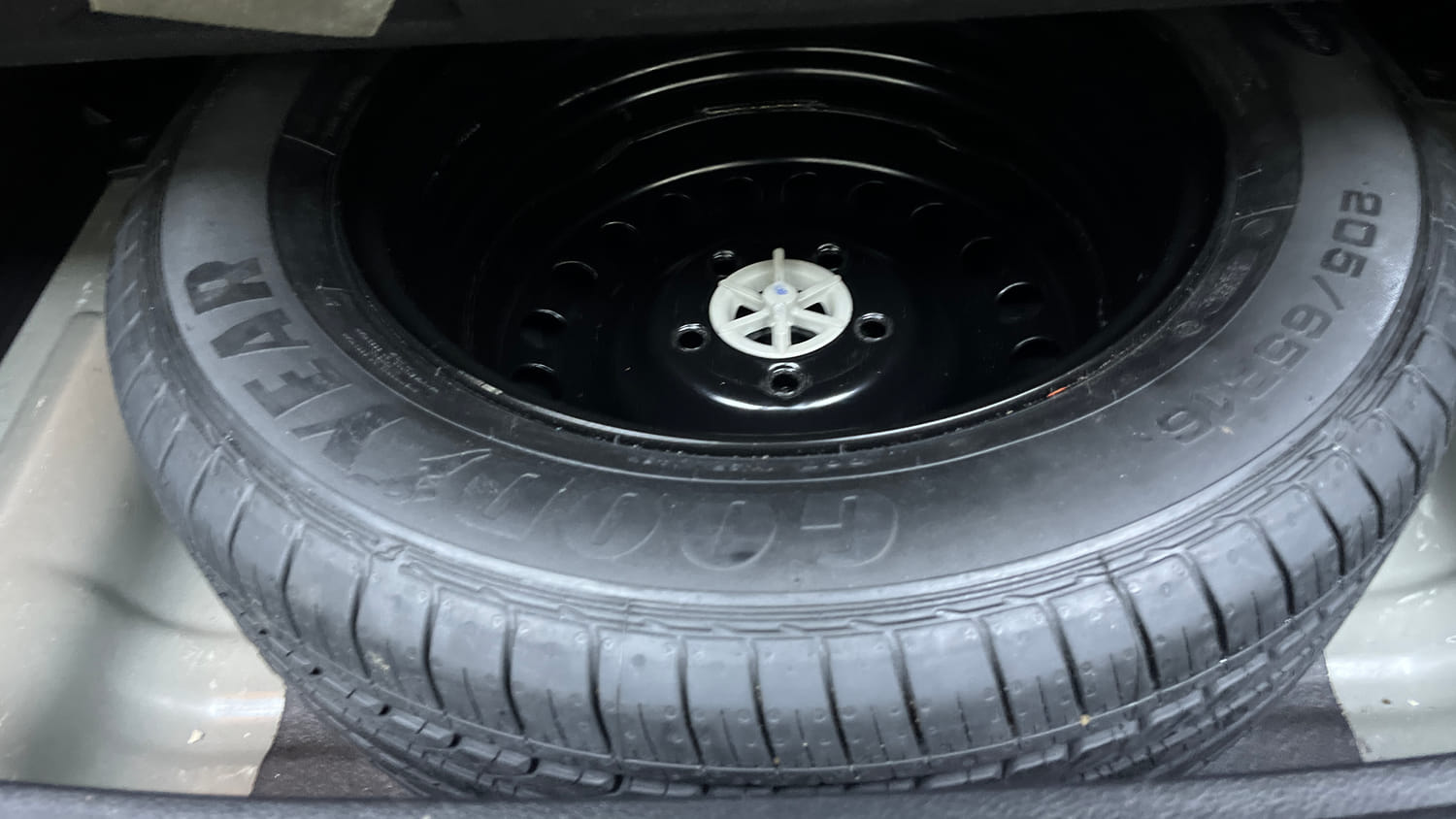 Used 2022 kia Seltos HTX 1.5 IVT Petrol Automatic tyres SPARE TYRE VIEW