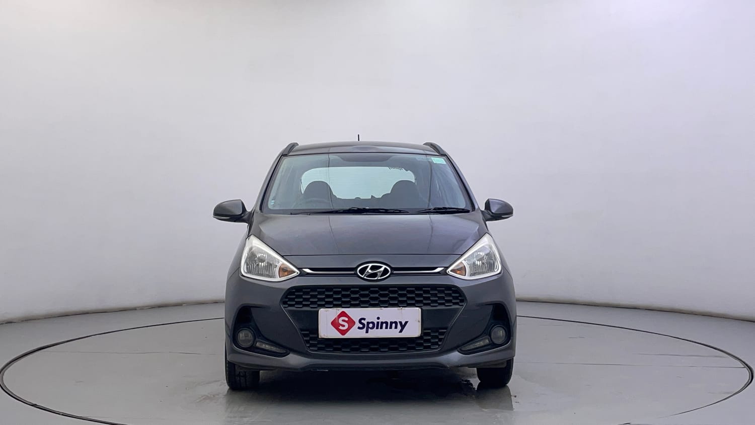 Used 2017 Hyundai Grand i10 Sportz (O) AT 1.2 Kappa VTVT Petrol Automatic exterior FRONT VIEW