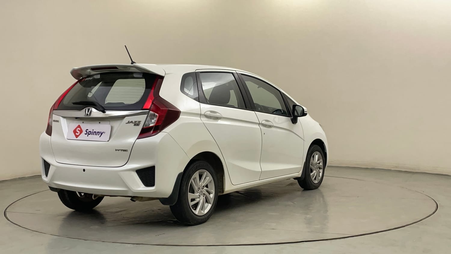 Used 2018 Honda Jazz VX Petrol Petrol Manual exterior RIGHT REAR CORNER VIEW