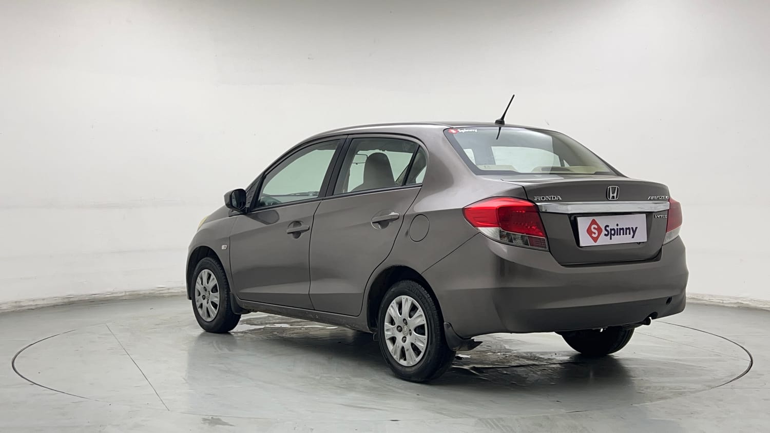 Used 2013 Honda Amaze 1.2 S i-VTEC Petrol Manual exterior LEFT REAR CORNER VIEW