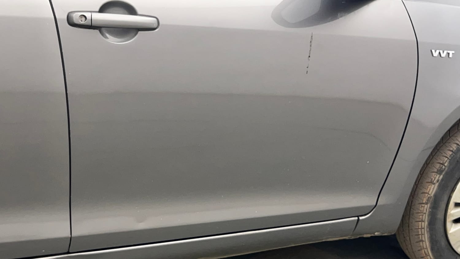 Used 2013 Maruti Suzuki Swift VXi Petrol Manual dents MINOR DENT