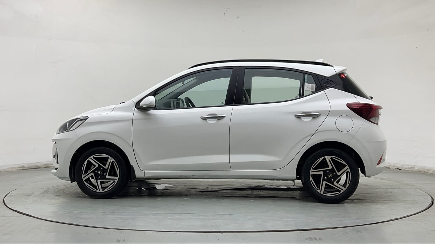 Used 2023 Hyundai Grand i10 Nios Asta 1.2 Kappa VTVT Petrol Manual exterior LEFT SIDE VIEW