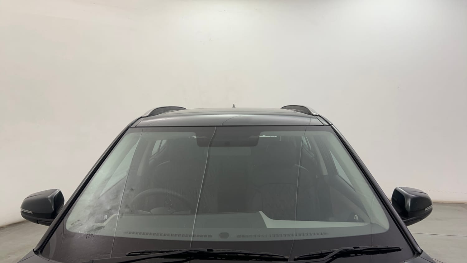 Used 2024 Hyundai Creta 1.5 MPi Petrol MT S(O) Petrol Manual exterior FRONT WINDSHIELD VIEW