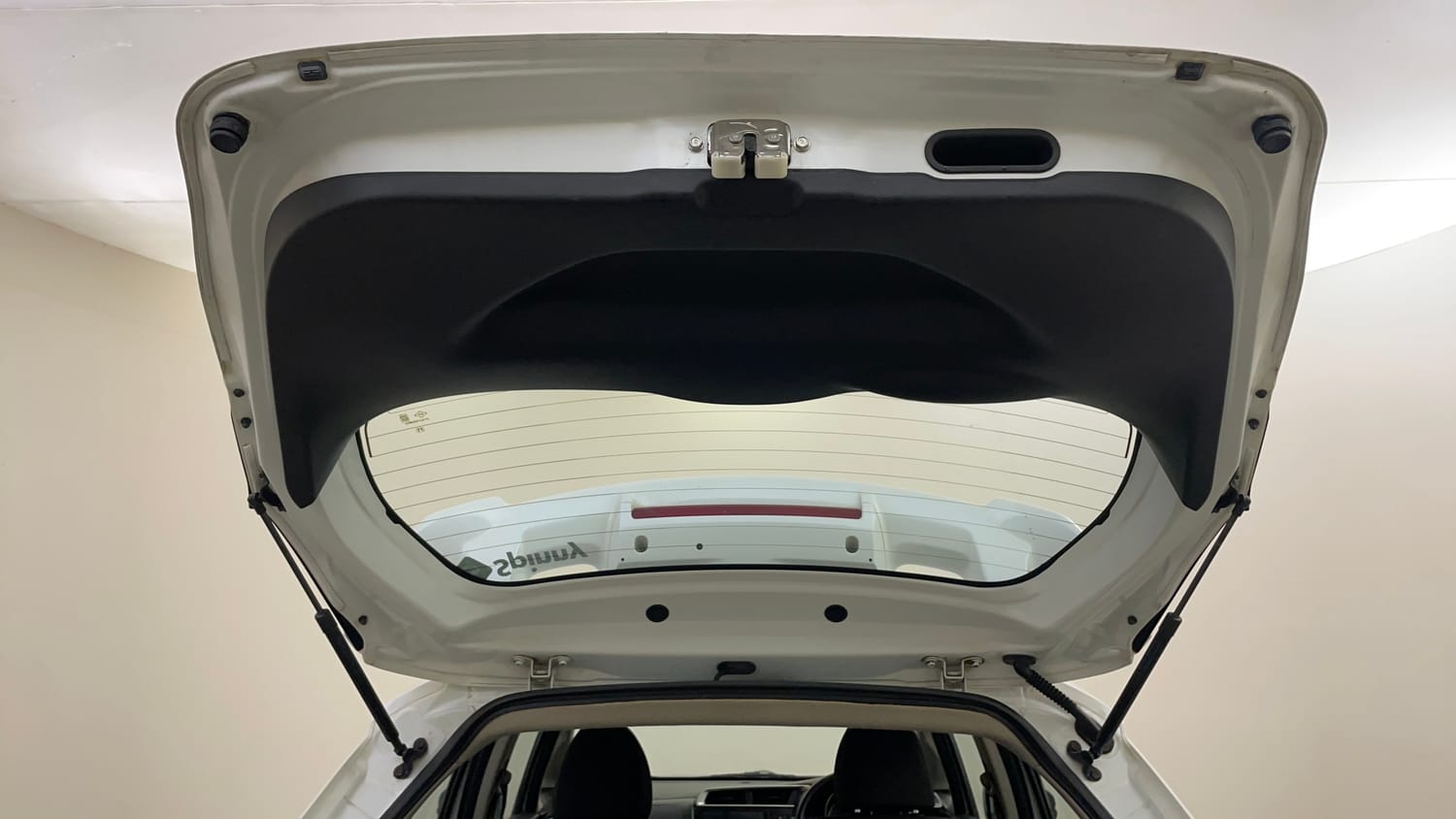 Used 2018 Honda Jazz VX Petrol Petrol Manual interior DICKY DOOR OPEN VIEW