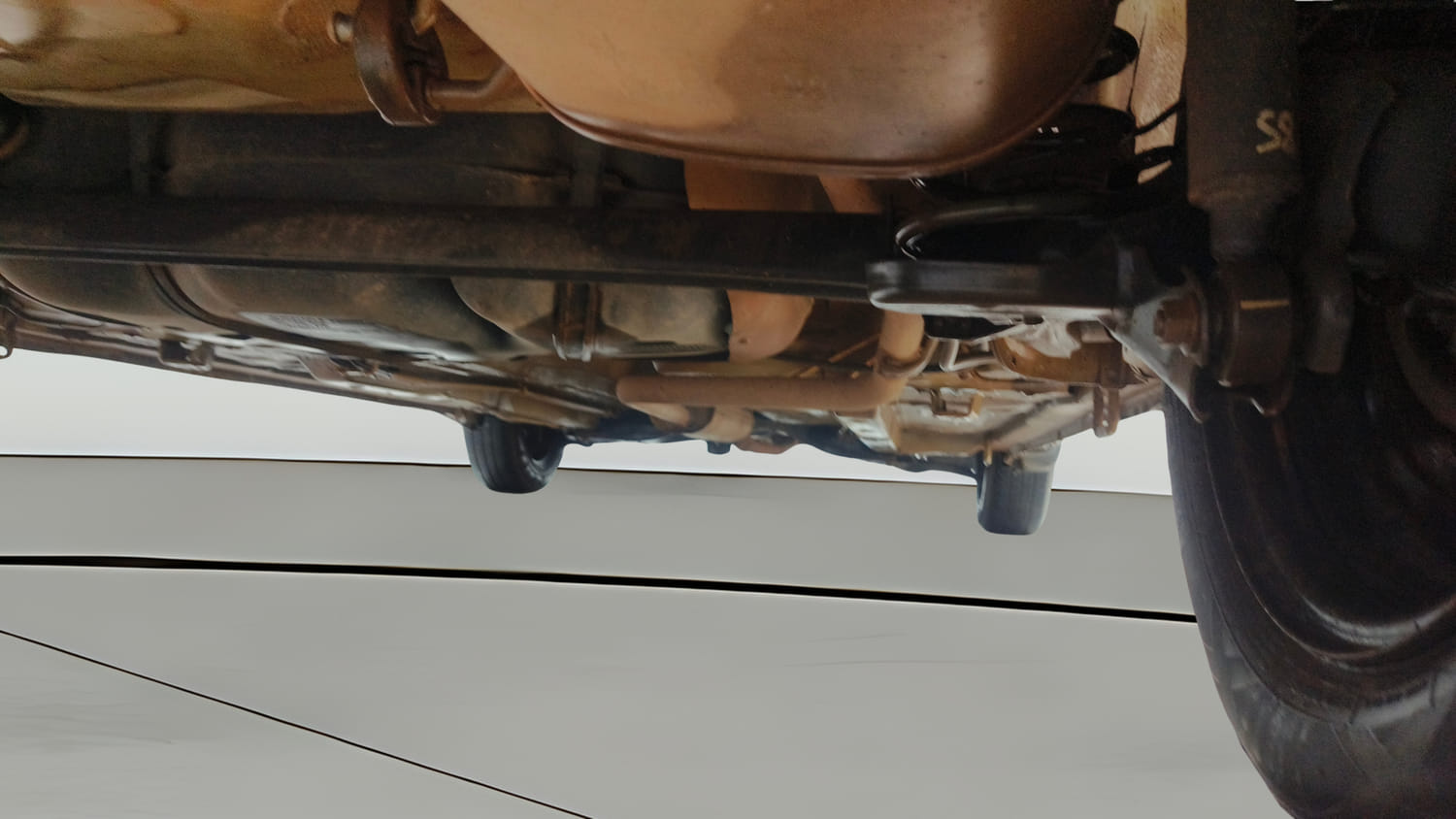 Used 2016 Maruti Suzuki Celerio VXi AMT Petrol Automatic extra REAR RIGHT UNDERBODY VIEW