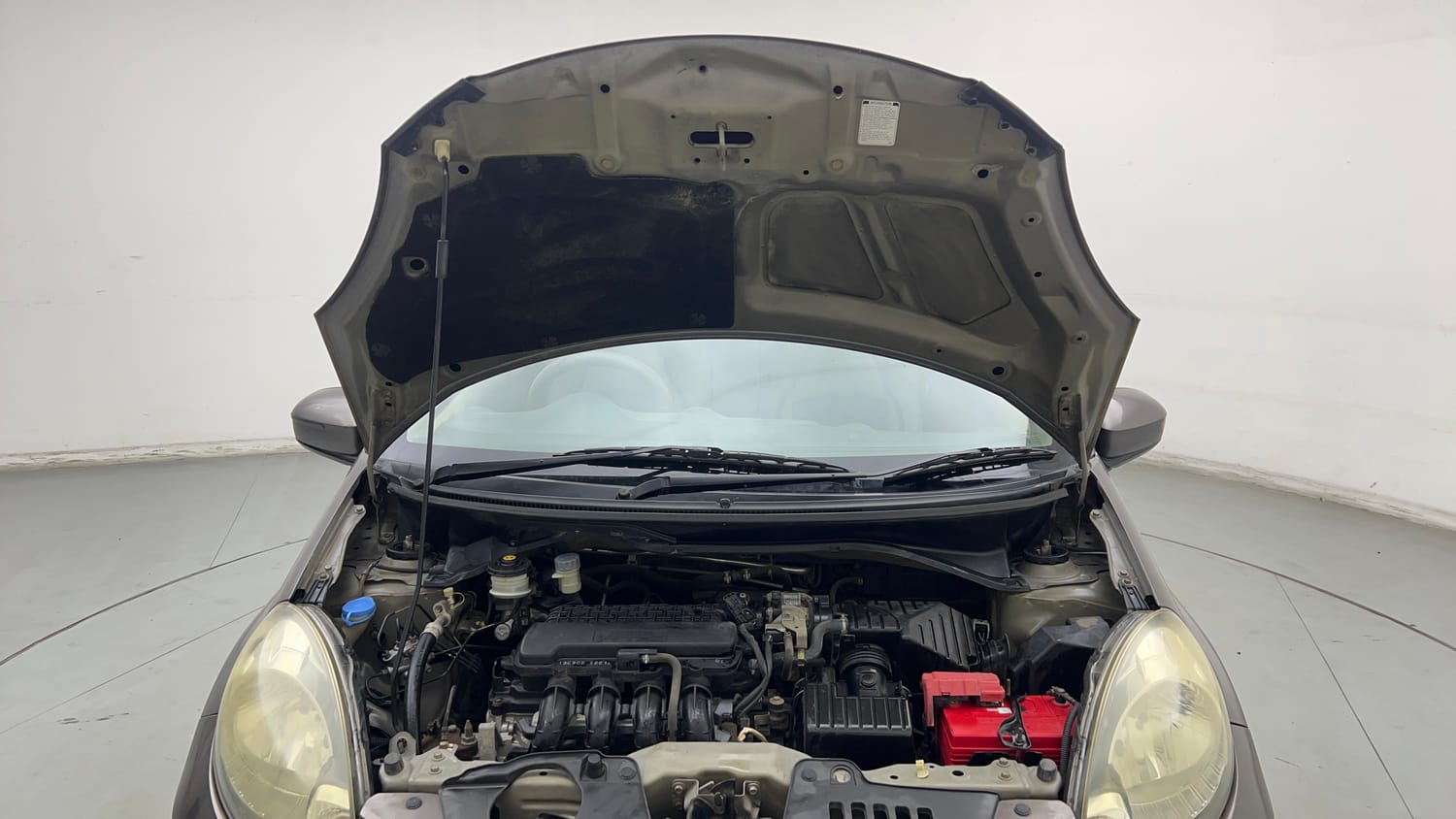 Used 2013 Honda Amaze 1.2 S i-VTEC Petrol Manual engine ENGINE & BONNET OPEN FRONT VIEW