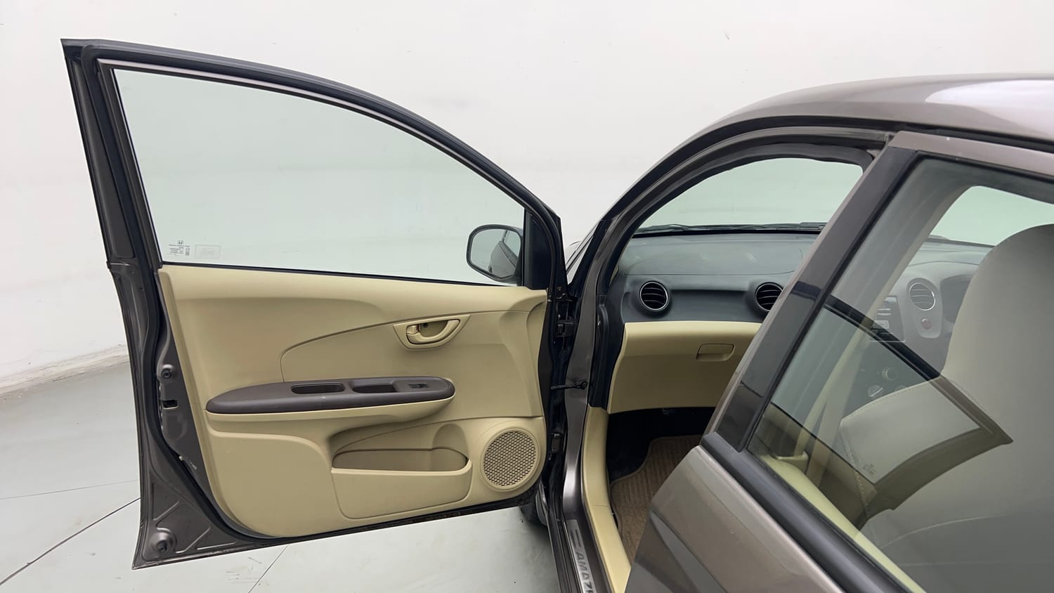 Used 2013 Honda Amaze 1.2 S i-VTEC Petrol Manual interior LEFT FRONT DOOR OPEN VIEW