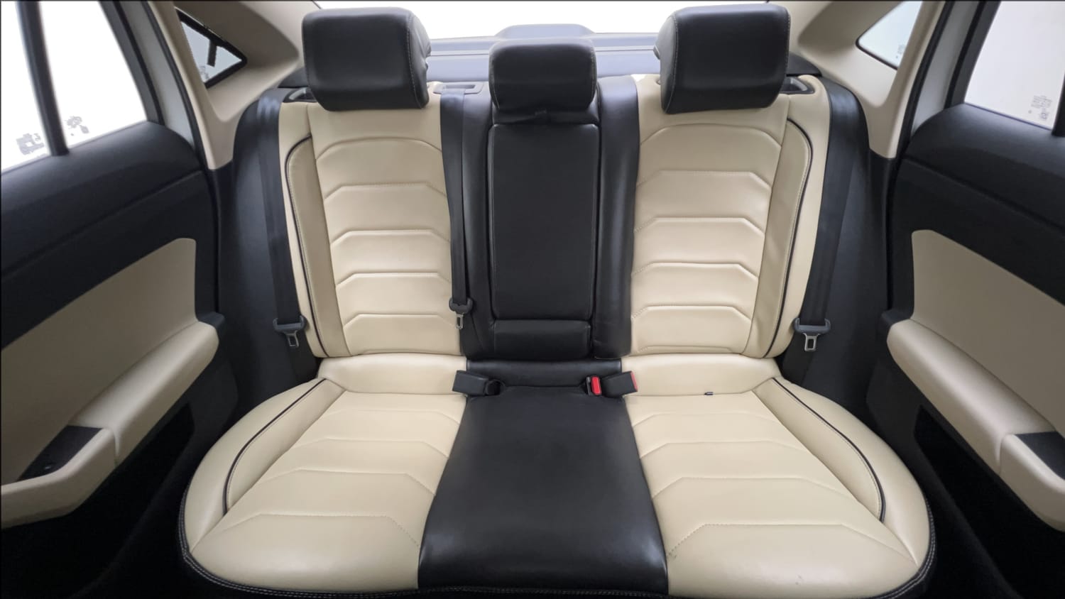 Used 2024 Volkswagen Virtus Highline 1.0 TSI MT Petrol Manual interior REAR SEAT CONDITION VIEW