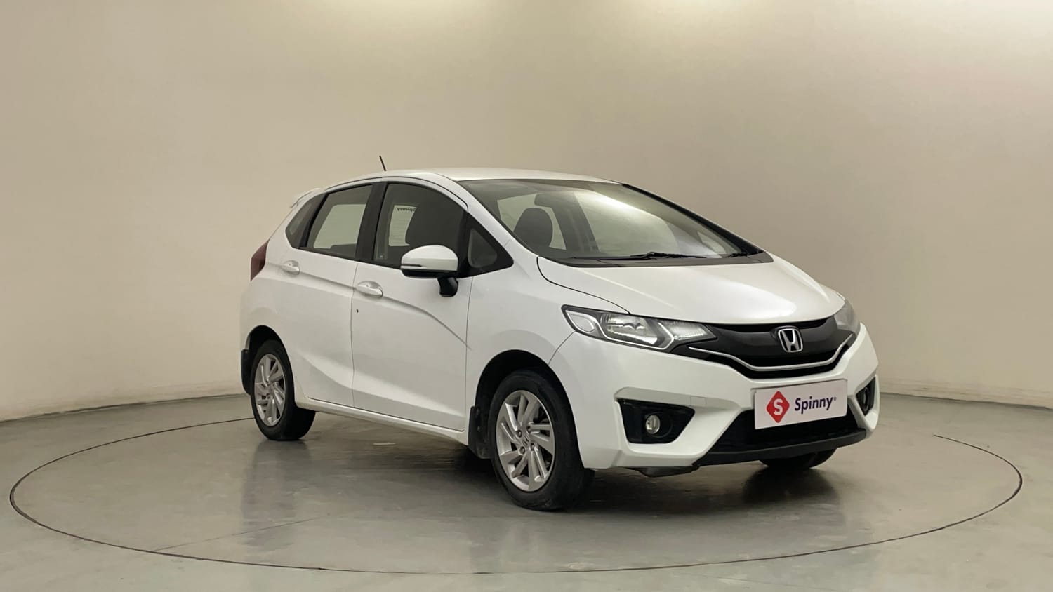 Used 2018 Honda Jazz VX Petrol Petrol Manual exterior RIGHT FRONT CORNER VIEW
