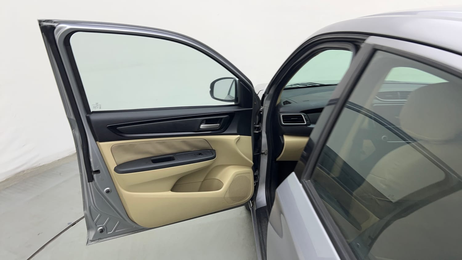 Used 2019 Honda Amaze 1.2 VX MT Petrol Petrol Manual interior LEFT FRONT DOOR OPEN VIEW
