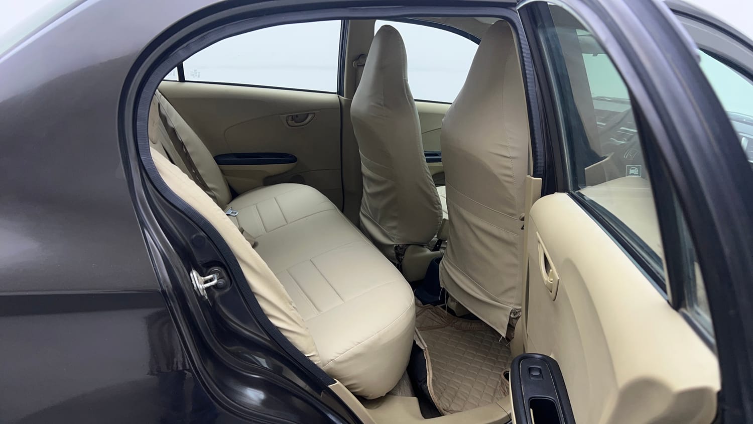 Used 2017 Honda Amaze 1.2 S i-VTEC Opt Petrol Manual interior RIGHT SIDE REAR DOOR CABIN VIEW