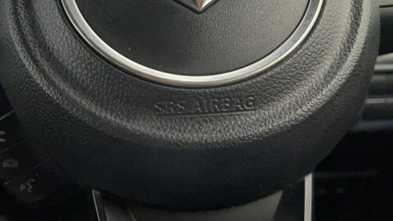 Used 2022 Maruti Suzuki Baleno Zeta AGS Petrol Automatic top_features Airbags