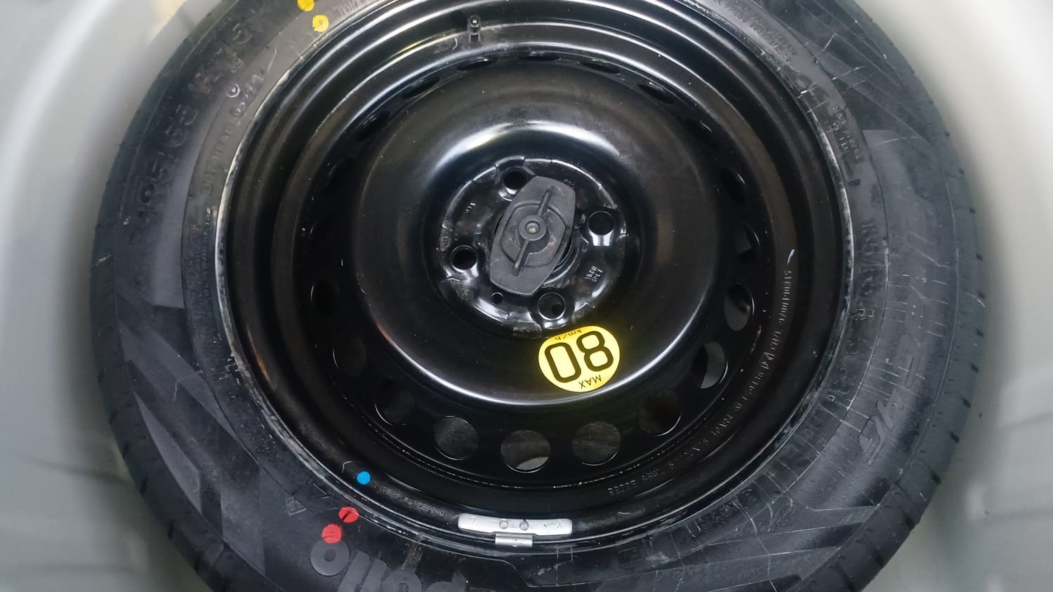 Used 2022 Maruti Suzuki Baleno Alpha MT Petrol Manual tyres SPARE TYRE VIEW