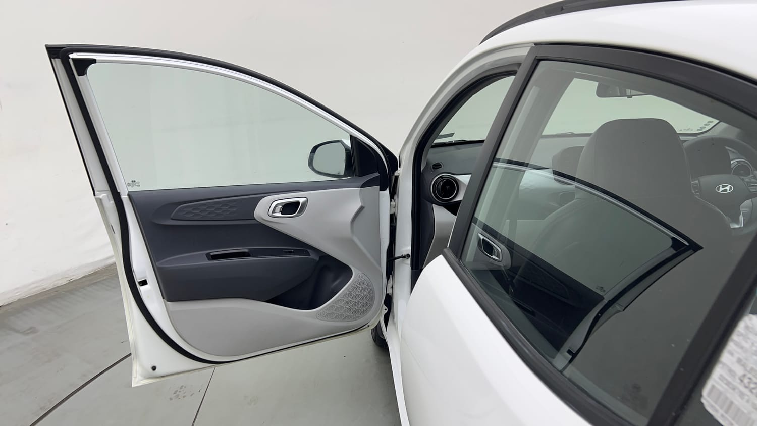 Used 2023 Hyundai Grand i10 Nios Asta 1.2 Kappa VTVT Petrol Manual interior LEFT FRONT DOOR OPEN VIEW