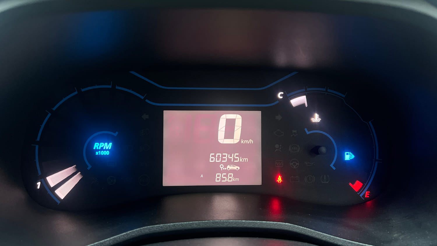 Used 2020 Renault Kwid CLIMBER 1.0 Opt Petrol Manual interior CLUSTERMETER VIEW