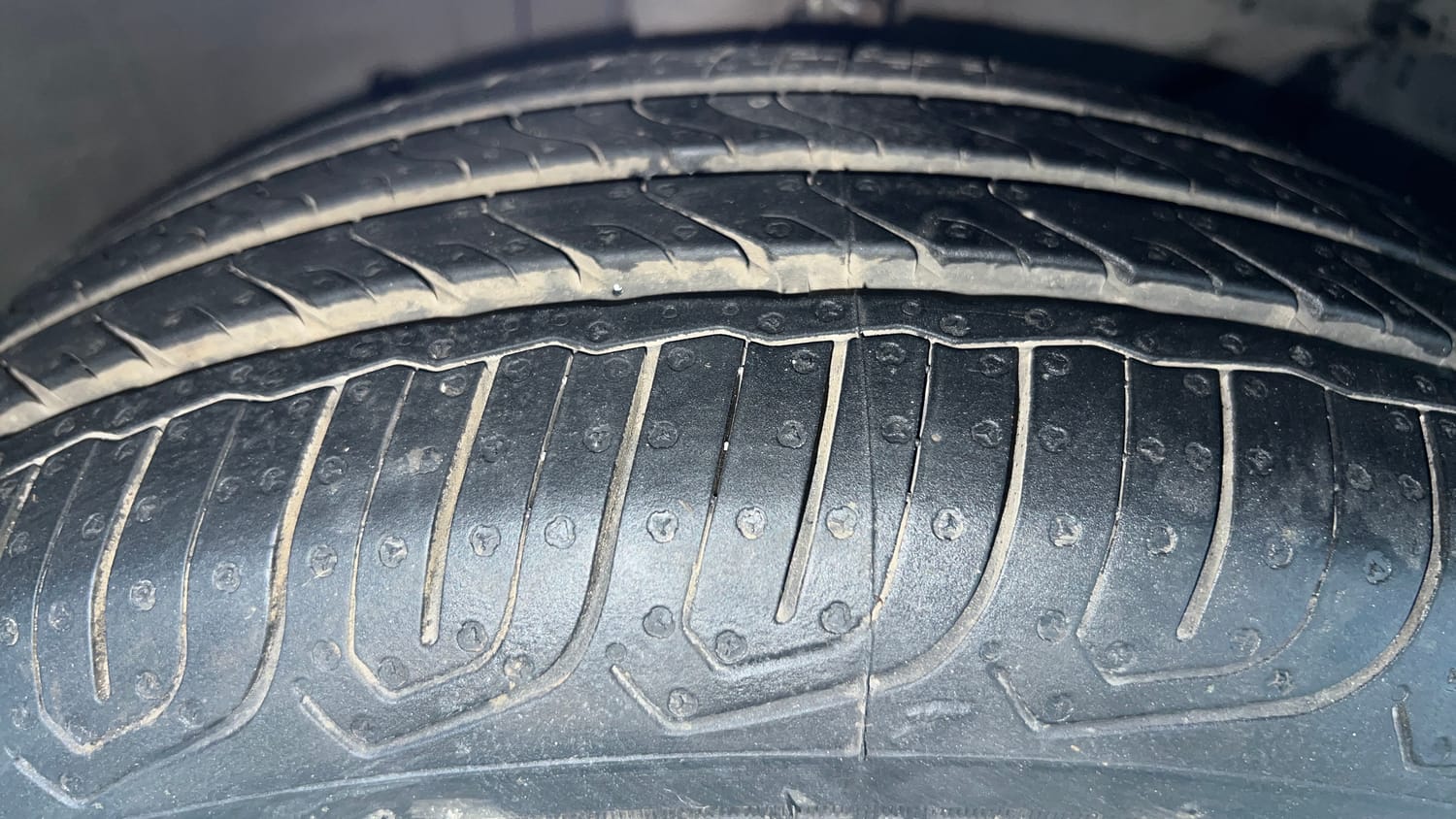 Used 2019 Honda Amaze 1.2 VX MT Petrol Petrol Manual tyres RIGHT FRONT TYRE TREAD VIEW