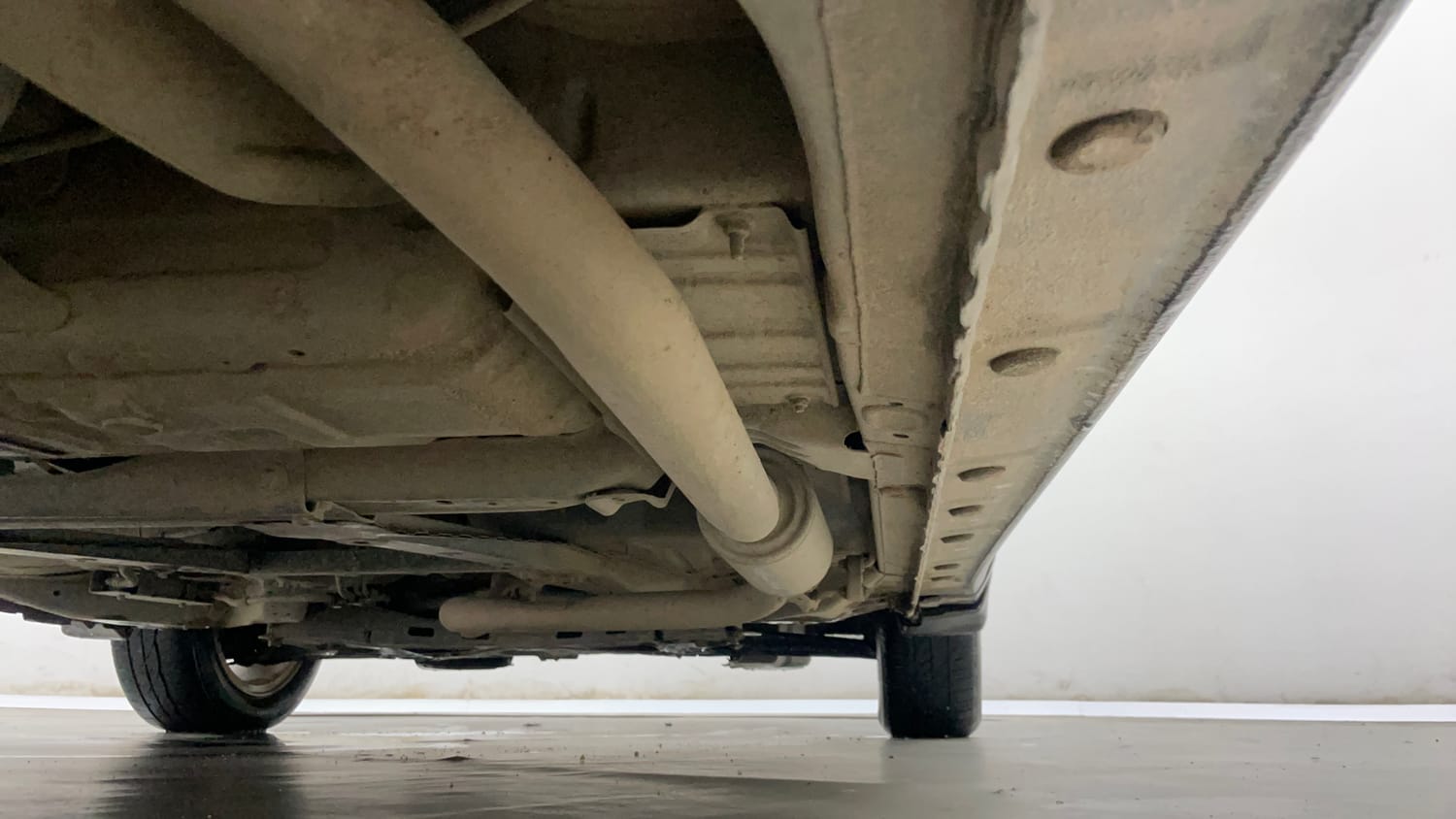 Used 2015 Honda City V Diesel Diesel Manual extra REAR RIGHT UNDERBODY VIEW