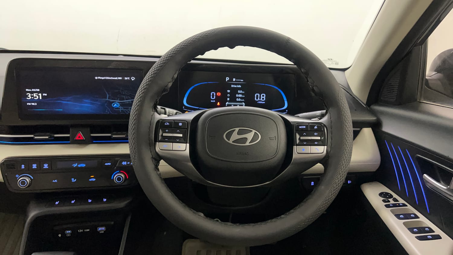Used 2023 Hyundai Verna SX (O) 1.5 VTVT IVT Petrol Automatic interior STEERING VIEW