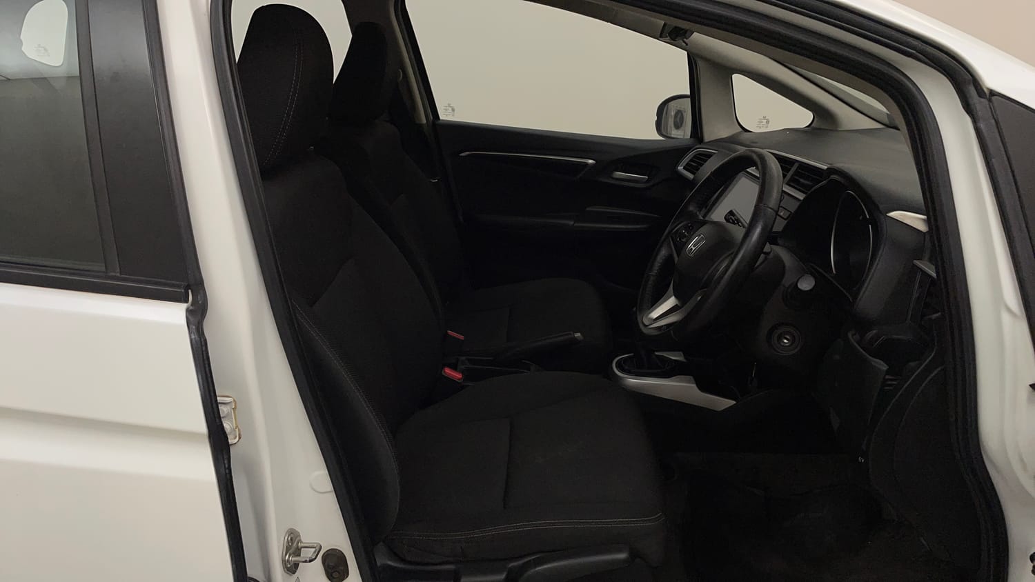 Used 2018 Honda Jazz VX Petrol Petrol Manual interior RIGHT SIDE FRONT DOOR CABIN VIEW