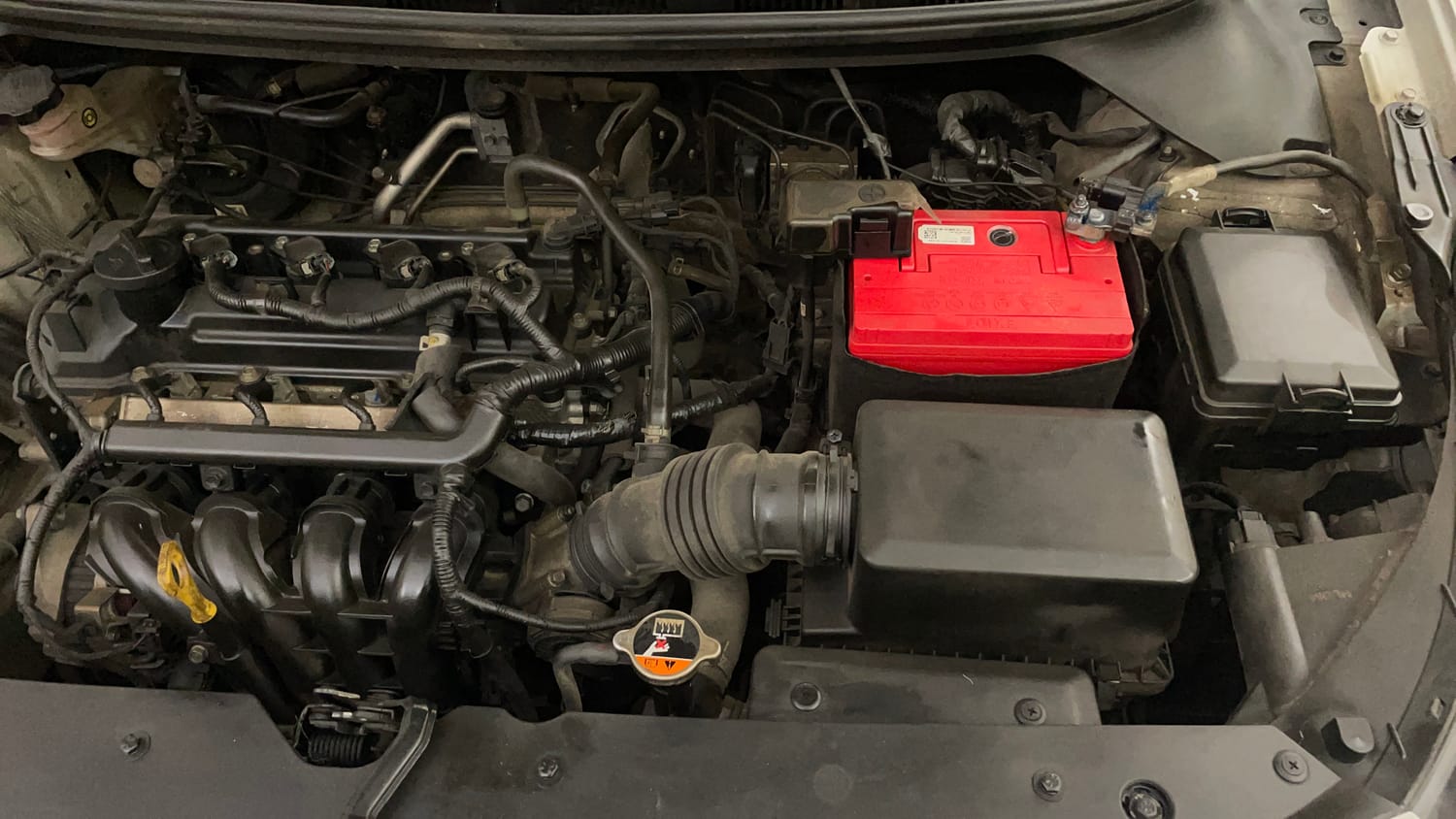 Used 2018 Hyundai Elite i20 Magna Executive 1.2 Petrol Manual engine ENGINE LEFT SIDE VIEW