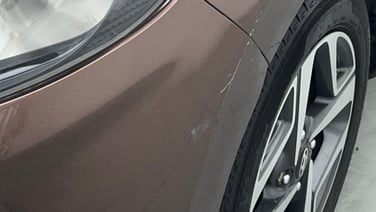 minor_scratch_0