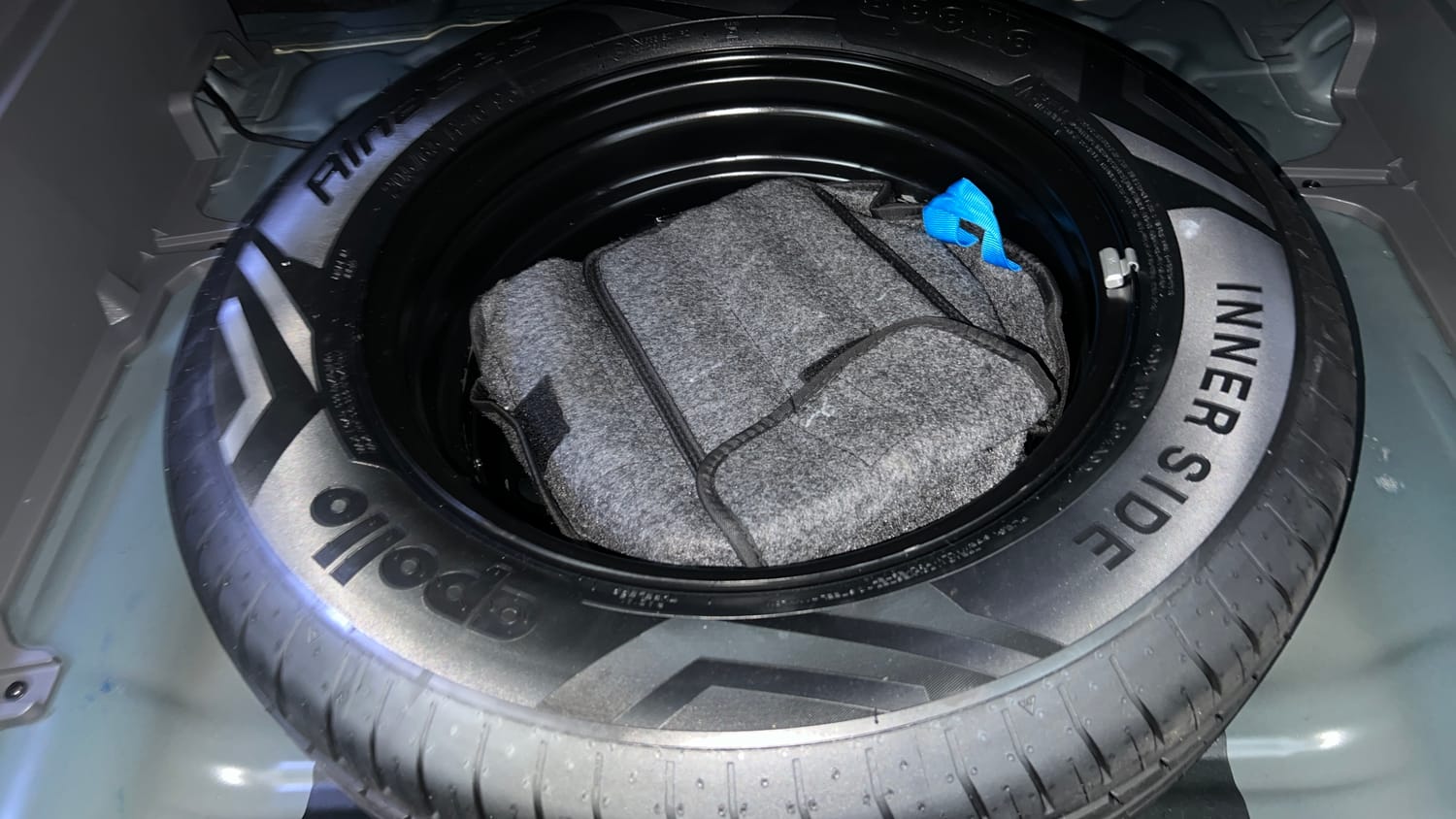 Used 2024 Hyundai Creta 1.5 MPi Petrol MT S(O) Petrol Manual tyres SPARE TYRE VIEW