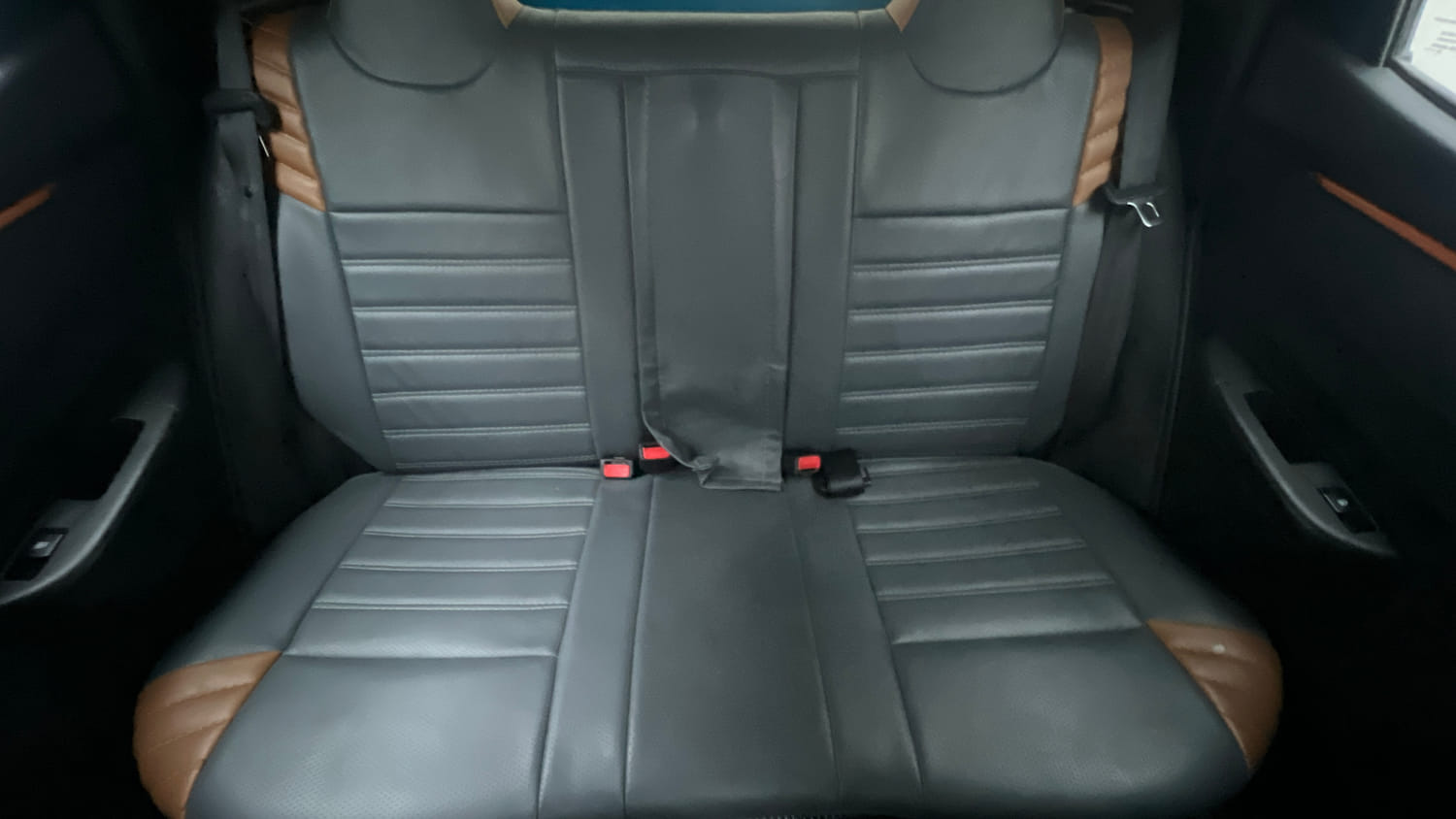 Used 2020 Renault Kwid CLIMBER 1.0 Opt Petrol Manual interior REAR SEAT CONDITION VIEW